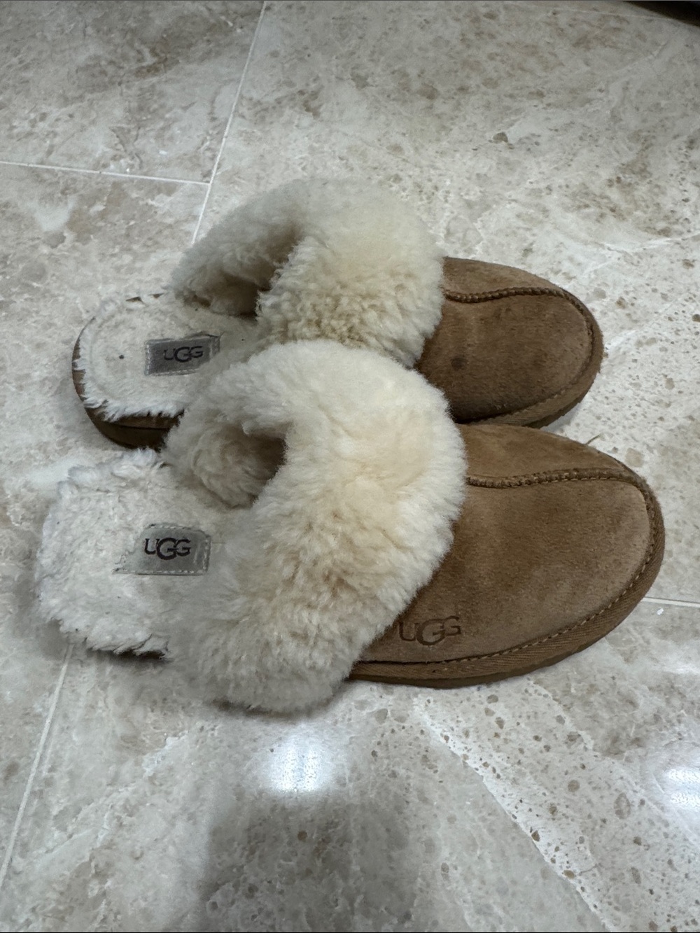 UGG Kids Chestnut Suede Slipper with Cream Shearling Cuff